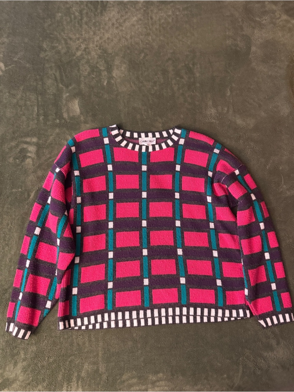 VINTAGE 90’s | Cabin Creek Geometric Crewneck Sweater - Pink, Teal & Black